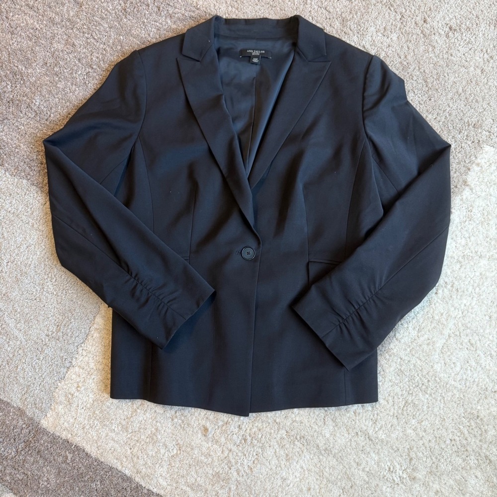 Ann Taylor Petite Black Virgin Wool Blend One Button Ruched Sleeve Blazer 12P